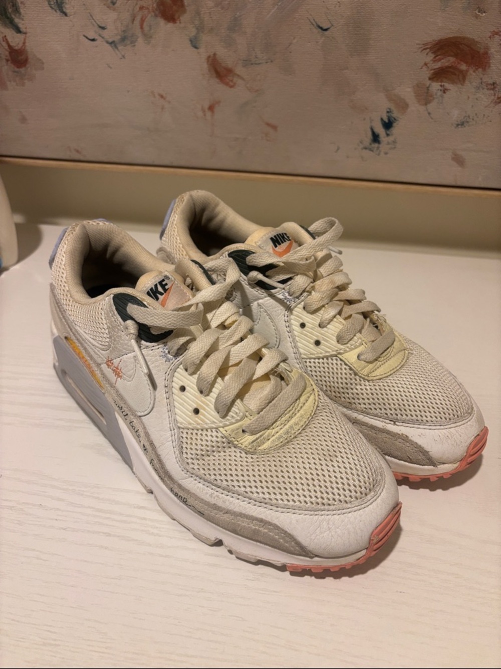 Nike Women's White and Peach Athletic Sneakers